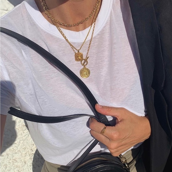 14k Gold Vermeil Nalin Studios Shiny Gold “Rose” Square Coin Medallion Necklace - Picture 4 of 10